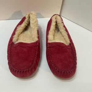 UGG Australia Scalloped Moccasin Slipper Slip On 1016476 Size 9 Raspberry Womens